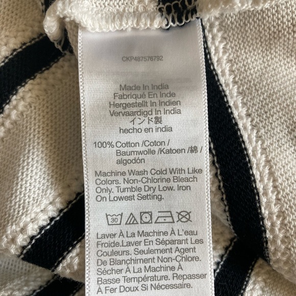 Madewell relaxed v- neck polo shirt in stripe - Picture 10 of 10